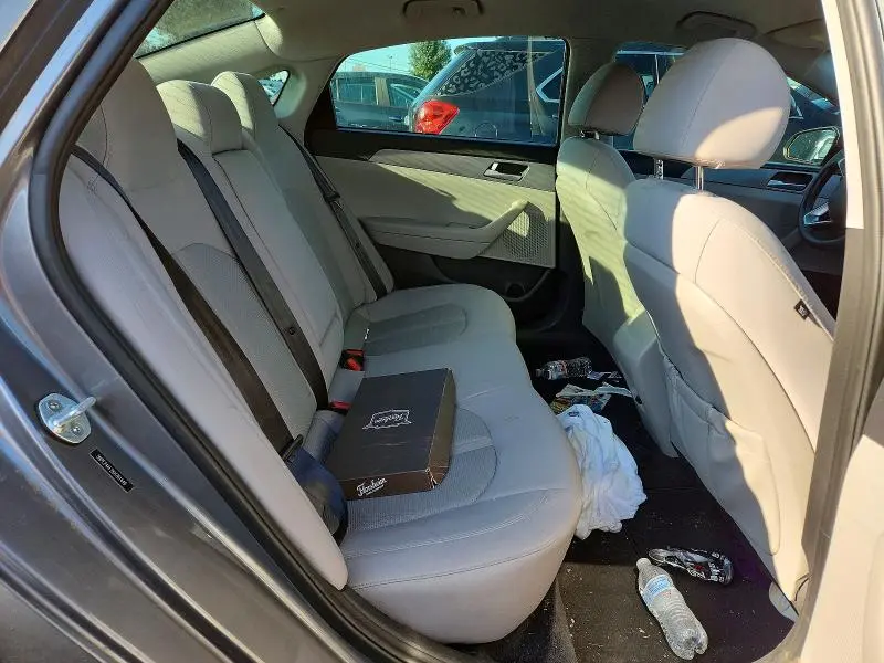 2019 HYUNDAI SONATA SE  