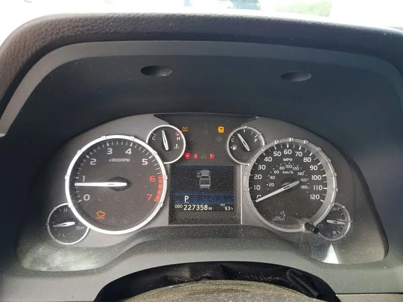 2017 TOYOTA TUNDRA SR5  