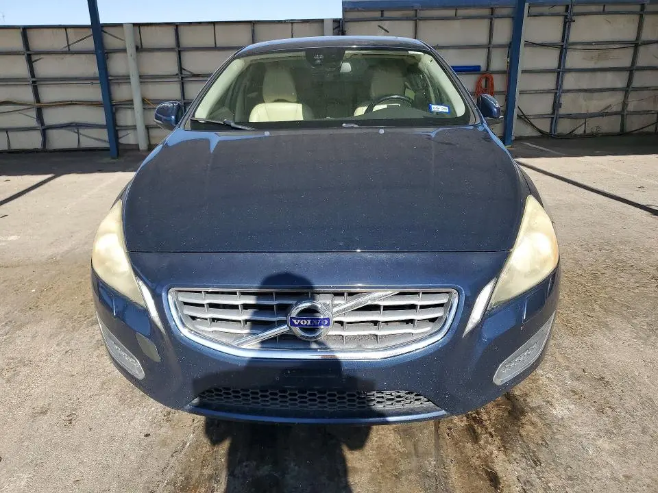 2013 VOLVO S60 T5  