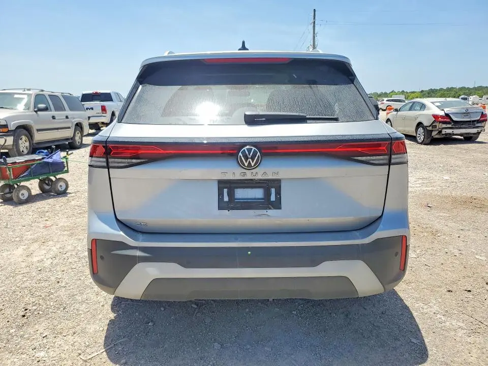 2026 VOLKSWAGEN TIGUAN SE  