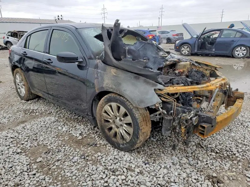 2012 CHRYSLER 200 LX  