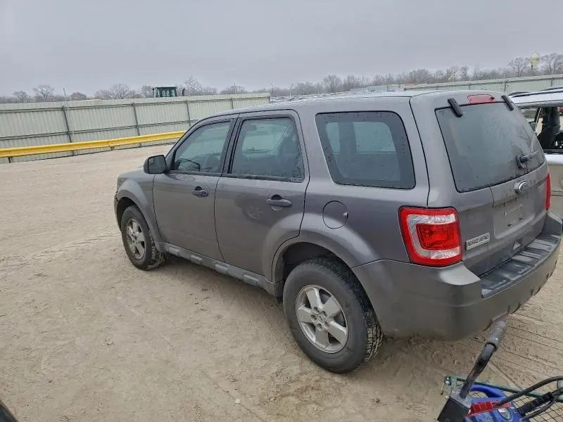 2011 FORD ESCAPE XLS  