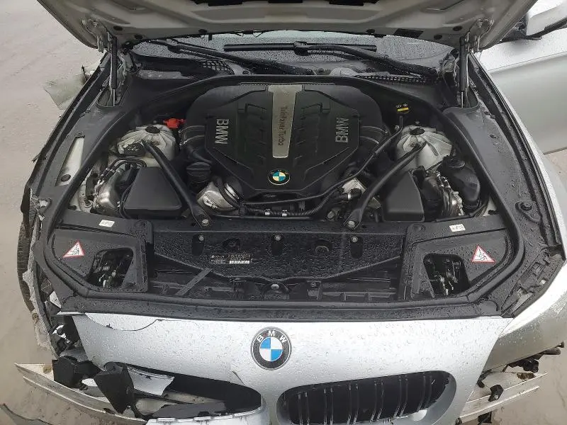 2015 BMW 550 XI  