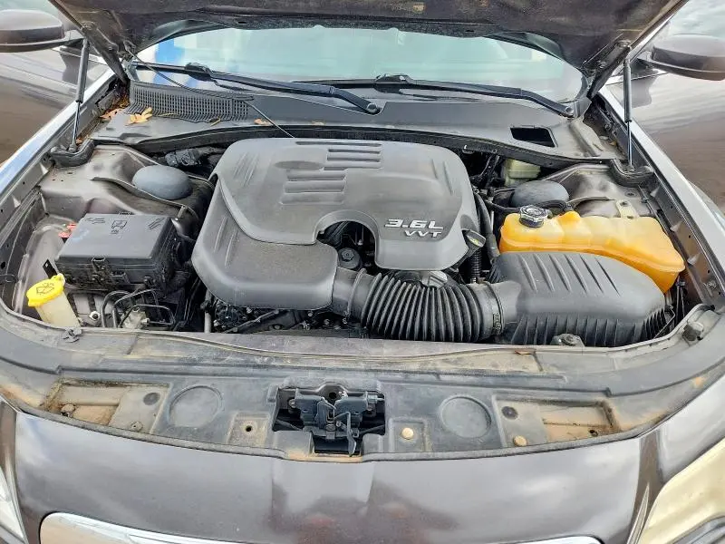 2013 CHRYSLER 300   