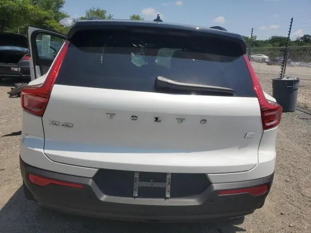 2022 VOLVO XC40 P8 RECHARGE ULTIMATE  