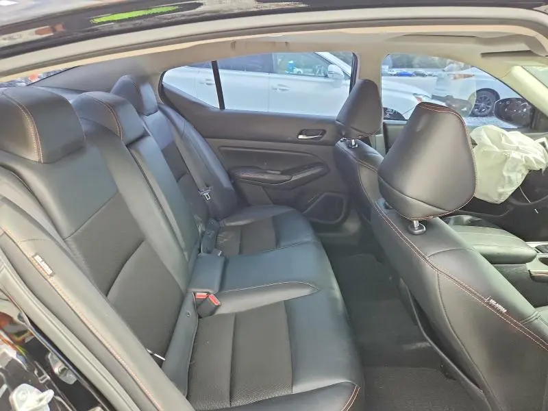 2021 NISSAN ALTIMA SR  