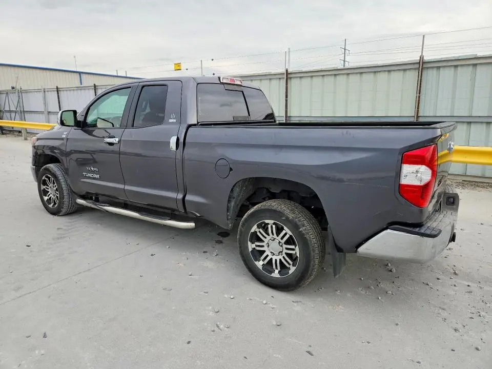 2018 TOYOTA TUNDRA SR5  