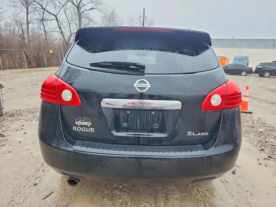 2013 NISSAN ROGUE S  