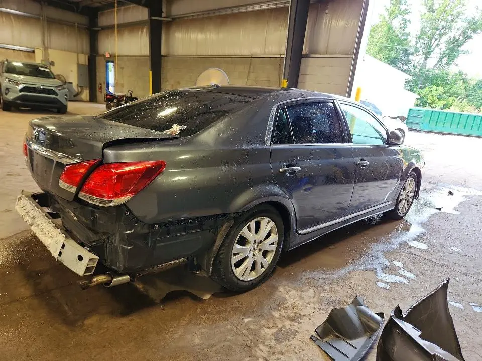 2011 TOYOTA AVALON BASE  