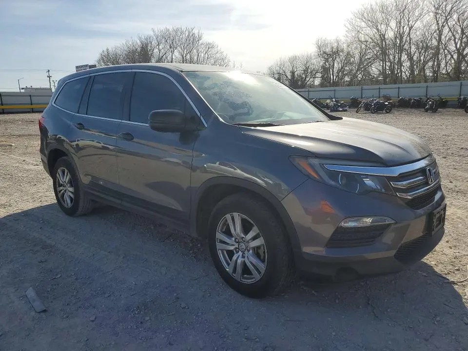 2016 HONDA PILOT LX  