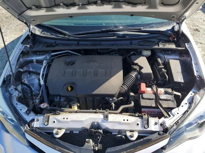 2018 TOYOTA COROLLA SE  