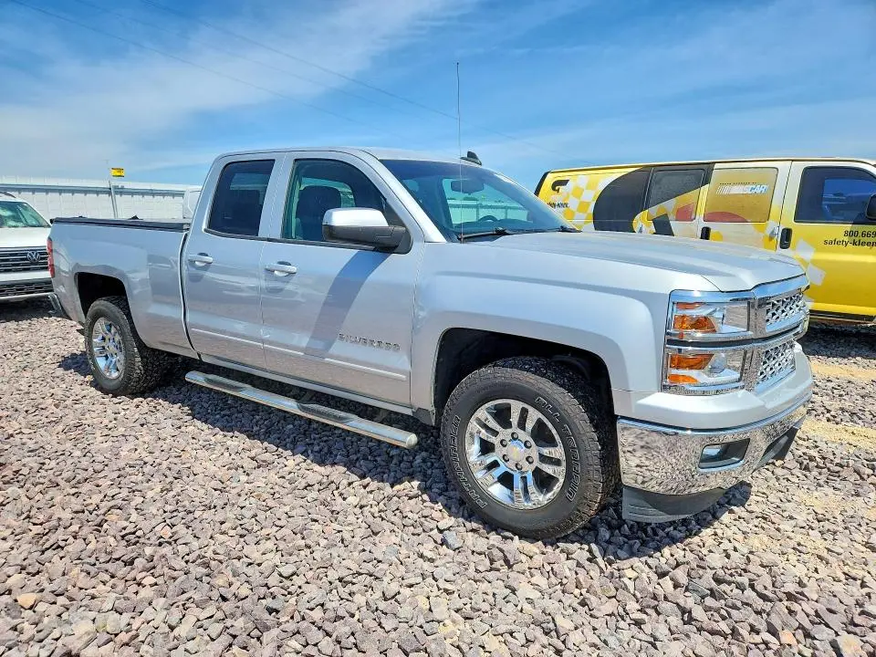2015 CHEVROLET SILVERADO C1500 LT  