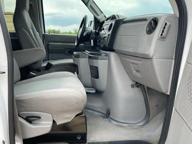 2013 FORD ECONOLINE E350 SUPER DUTY WAGON  