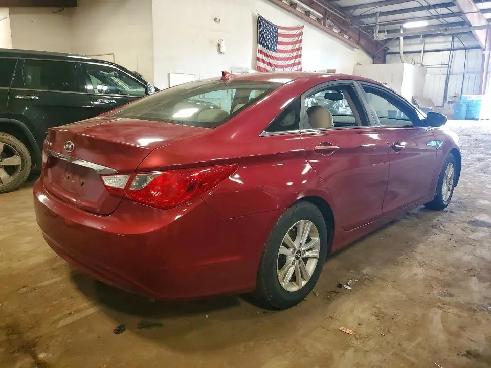 2012 HYUNDAI SONATA GLS  