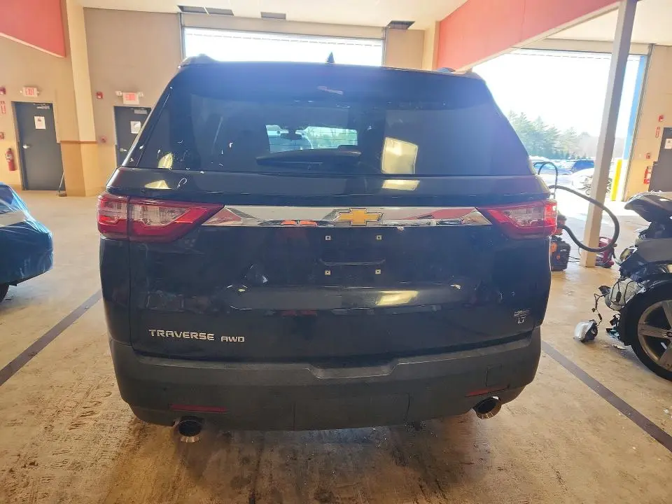 2019 CHEVROLET TRAVERSE LT  