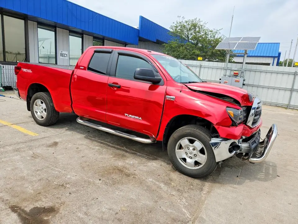 2011 TOYOTA TUNDRA DOUBLE CAB SR5  