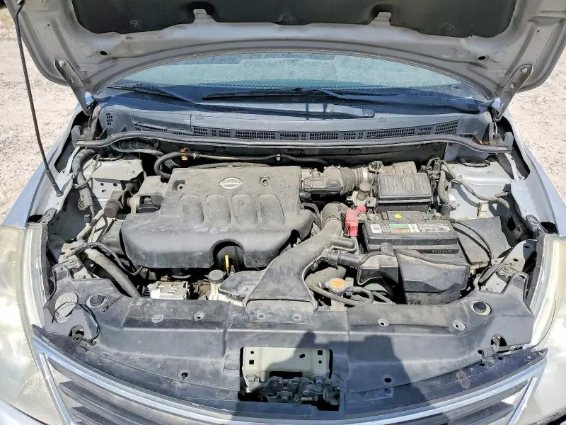 2011 NISSAN VERSA 1.8 S  