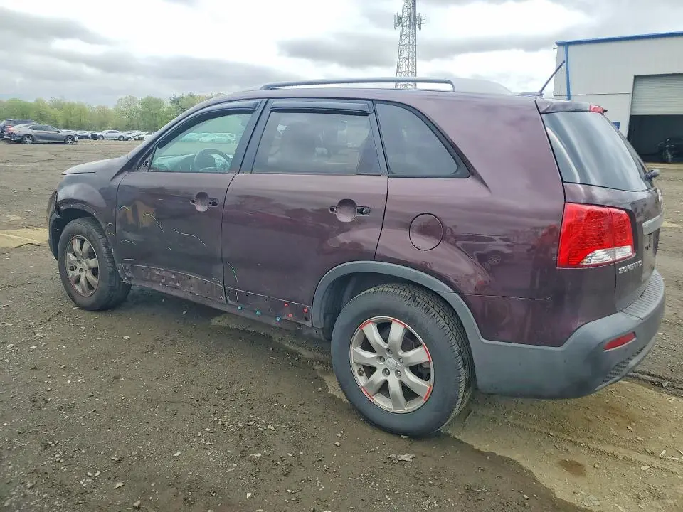 2011 KIA SORENTO LX  