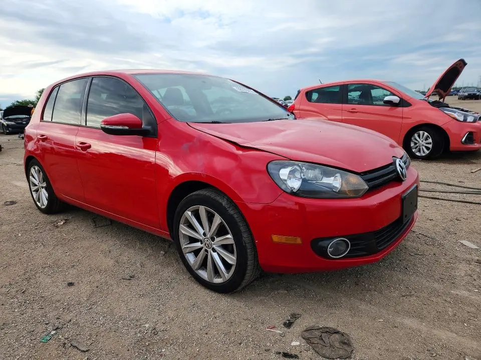 2013 VOLKSWAGEN GOLF   