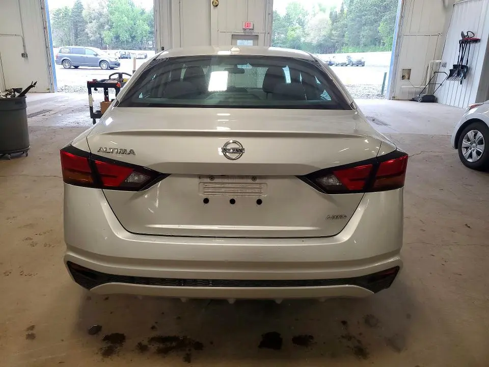 2020 NISSAN ALTIMA S  