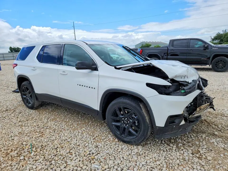 2021 CHEVROLET TRAVERSE LS  