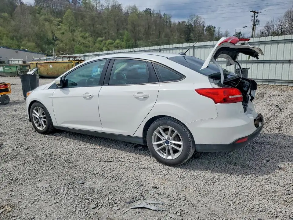 2016 FORD FOCUS SE  