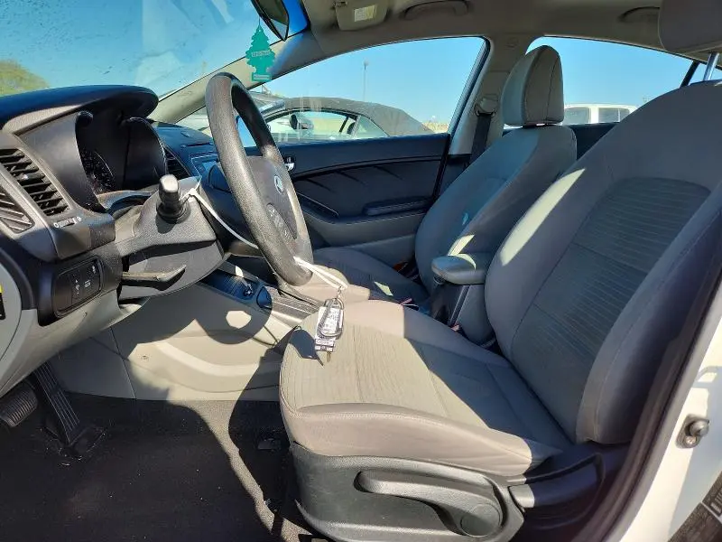 2014 KIA FORTE LX  