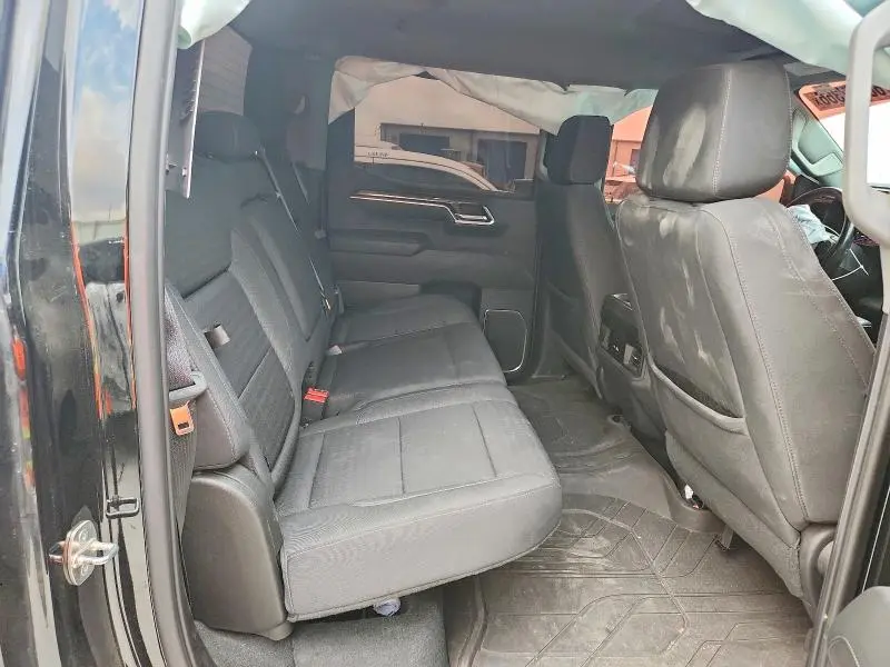 2023 CHEVROLET SILVERADO C1500 LT  