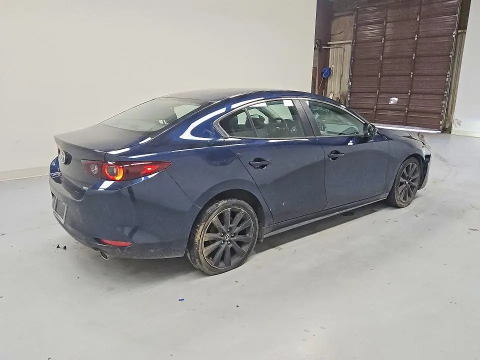 2024 MAZDA 3 SELECT SPORT  