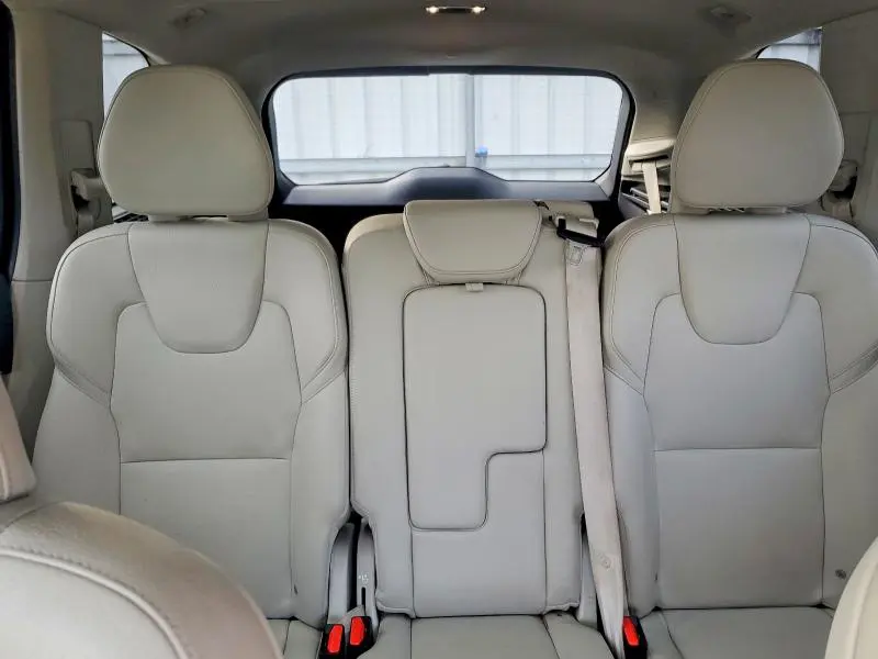2019 VOLVO XC90 T5 MOMENTUM  