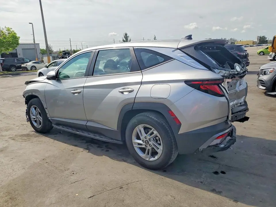 2025 HYUNDAI TUCSON SE  