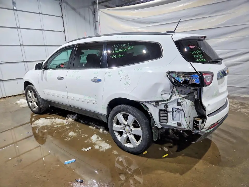 2017 CHEVROLET TRAVERSE LT  