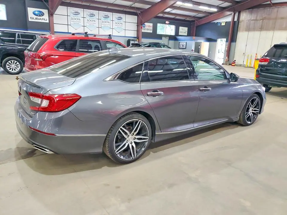2022 HONDA ACCORD TOURING  