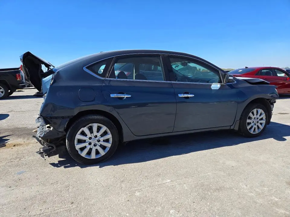 2016 NISSAN SENTRA SV  