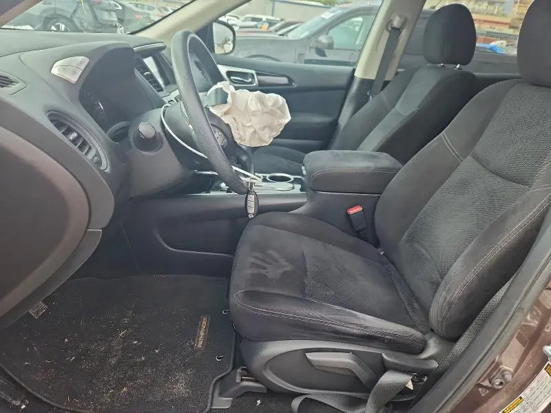 2016 NISSAN PATHFINDER S  