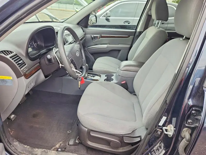 2012 HYUNDAI SANTA FE GLS  