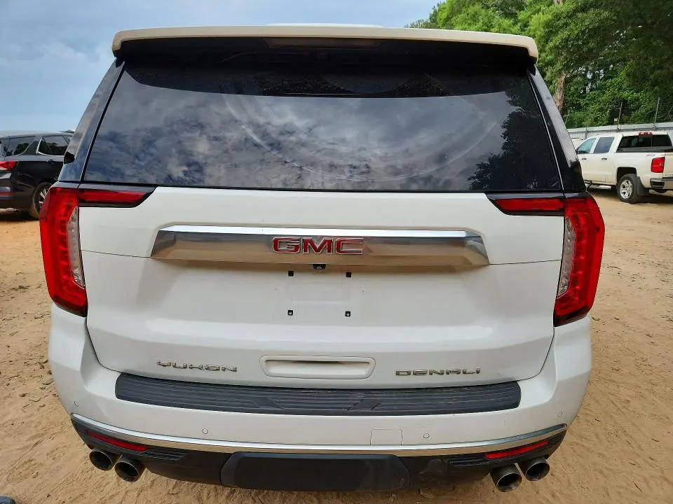 2021 GMC YUKON XL DENALI  