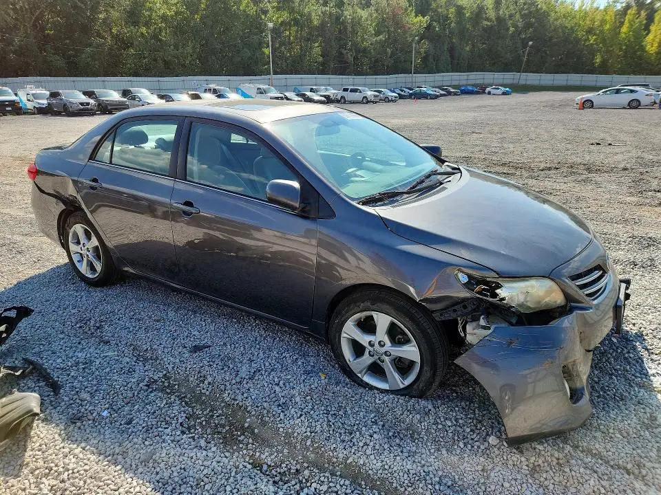 2013 TOYOTA COROLLA LE  