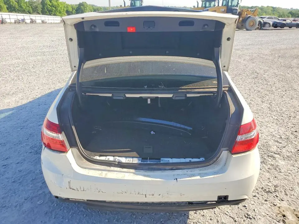 2011 MERCEDES-BENZ E 350  
