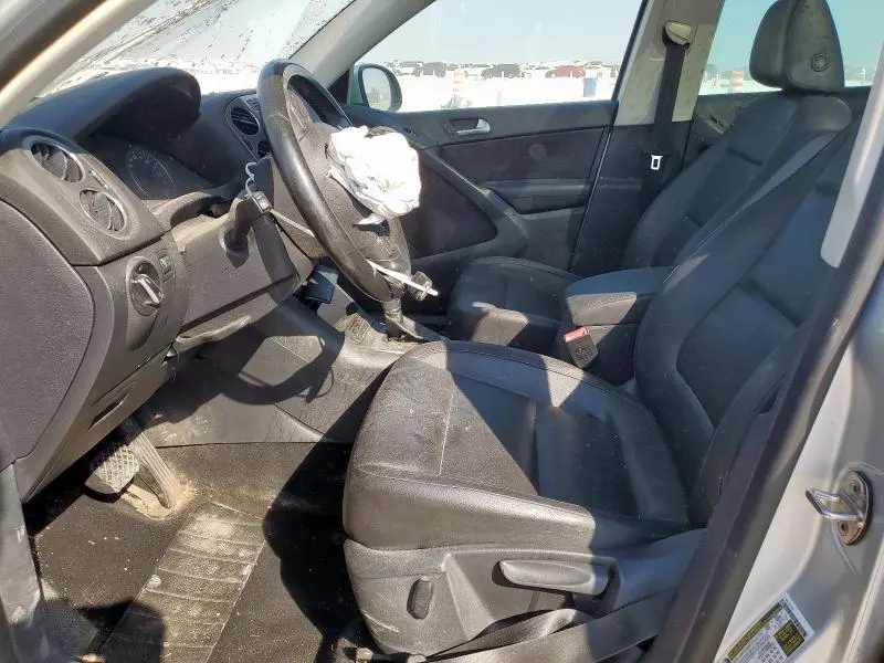 2012 VOLKSWAGEN TIGUAN S  