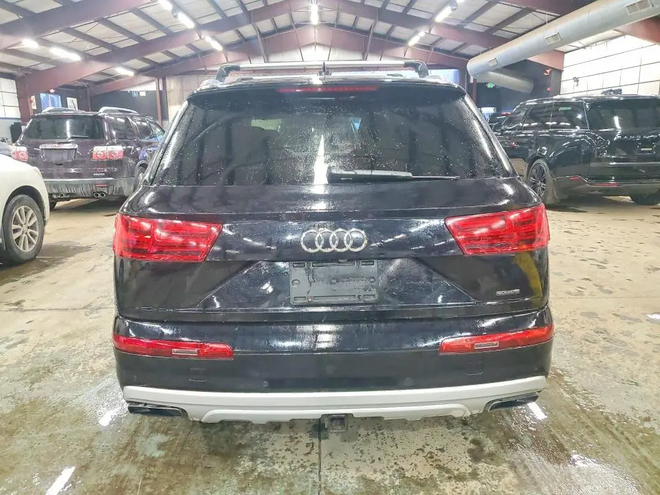 2017 AUDI Q7 PRESTIGE  