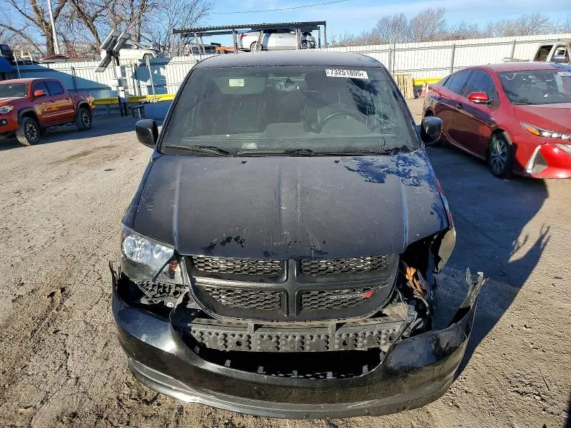 2016 DODGE GRAND CARAVAN R/T  