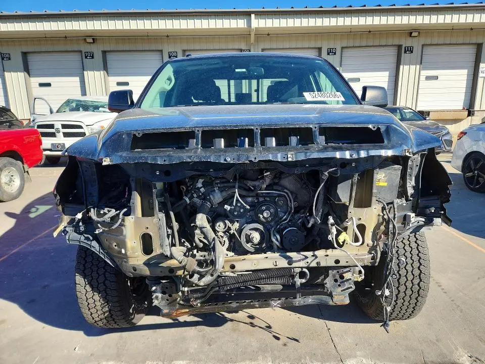 2018 TOYOTA TUNDRA SR5  