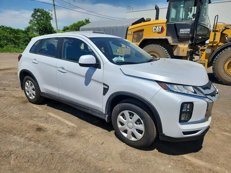 2026 MITSUBISHI RVR ES  