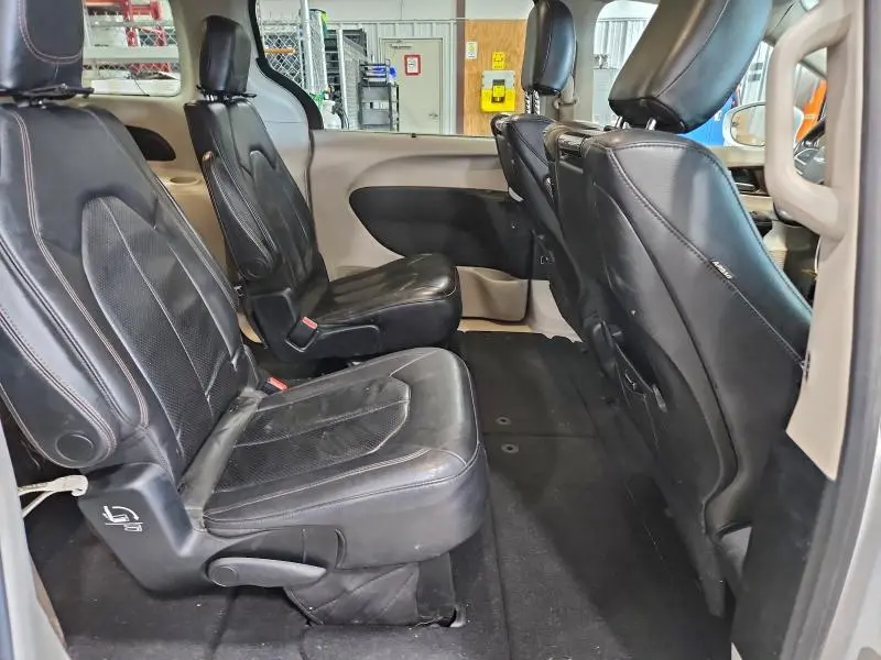 2017 CHRYSLER PACIFICA TOURING L PLUS  