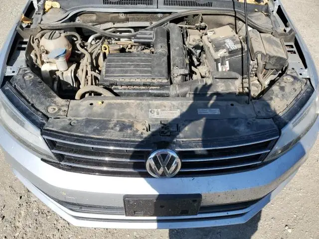 2016 VOLKSWAGEN JETTA SE  