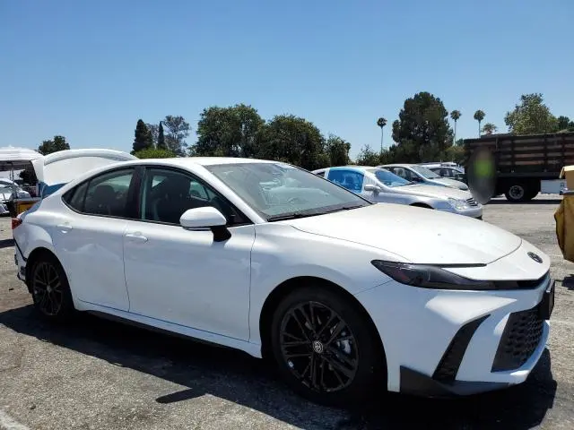 2025 TOYOTA CAMRY XSE  