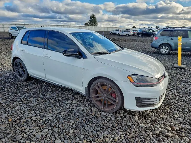 2017 VOLKSWAGEN GTI S/SE  