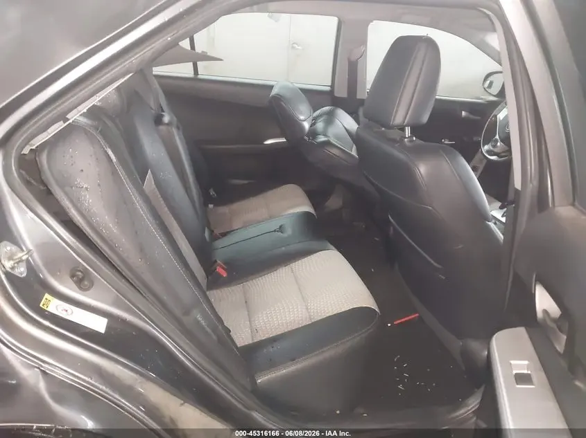 2014 TOYOTA CAMRY SE V6