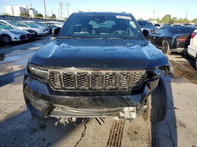 2023 JEEP GRAND CHEROKEE LAREDO  